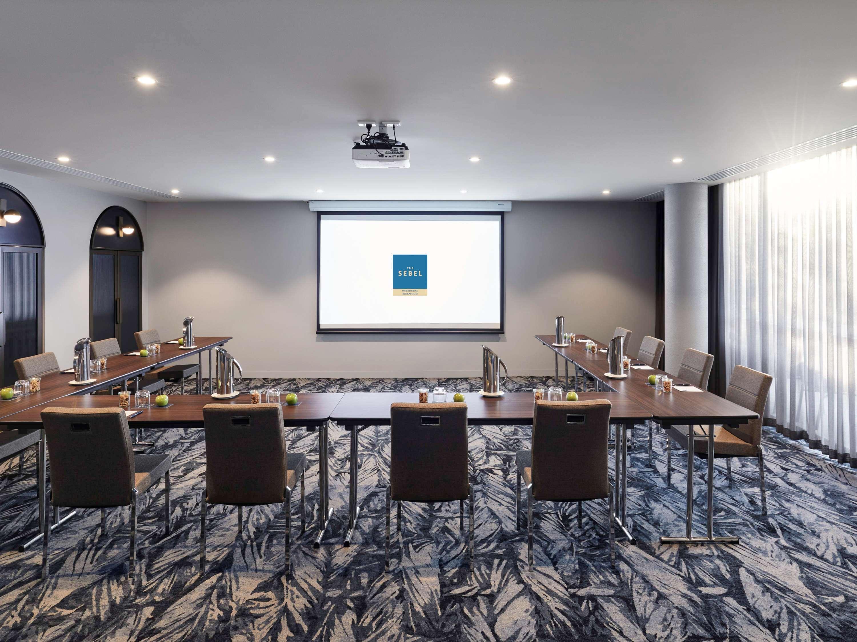 Rydges Ringwood Hotel Екстериор снимка